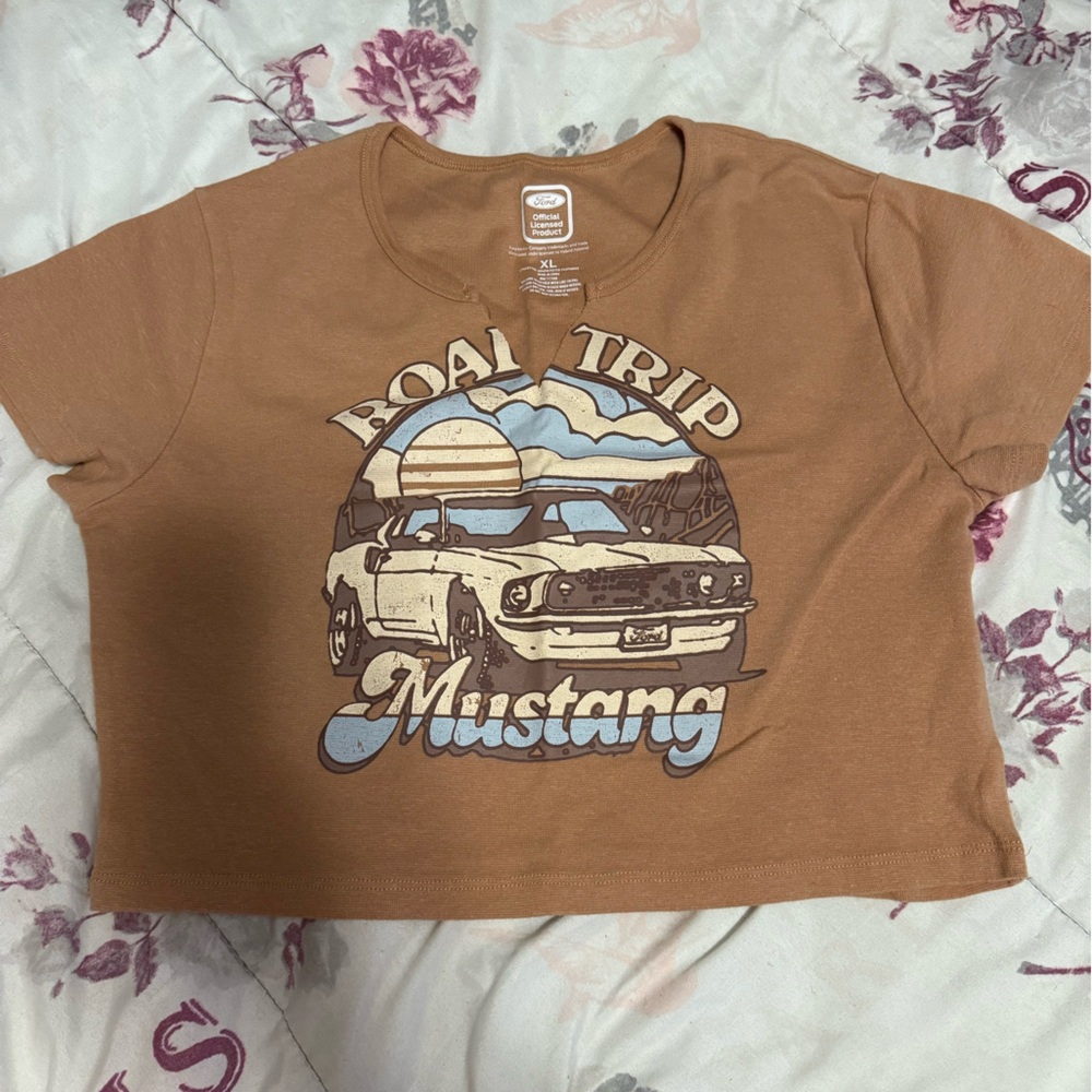Ford Brown Graphic Tee